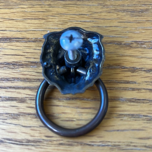 Lion head drawer pulls, 2 - Picture 9 of 14